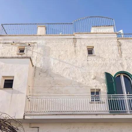 Bienbi P51-54 * Ostuni